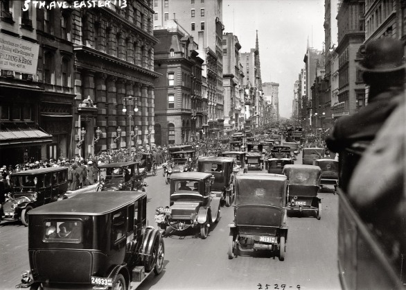Straßenszene in New York im Jahr 1913